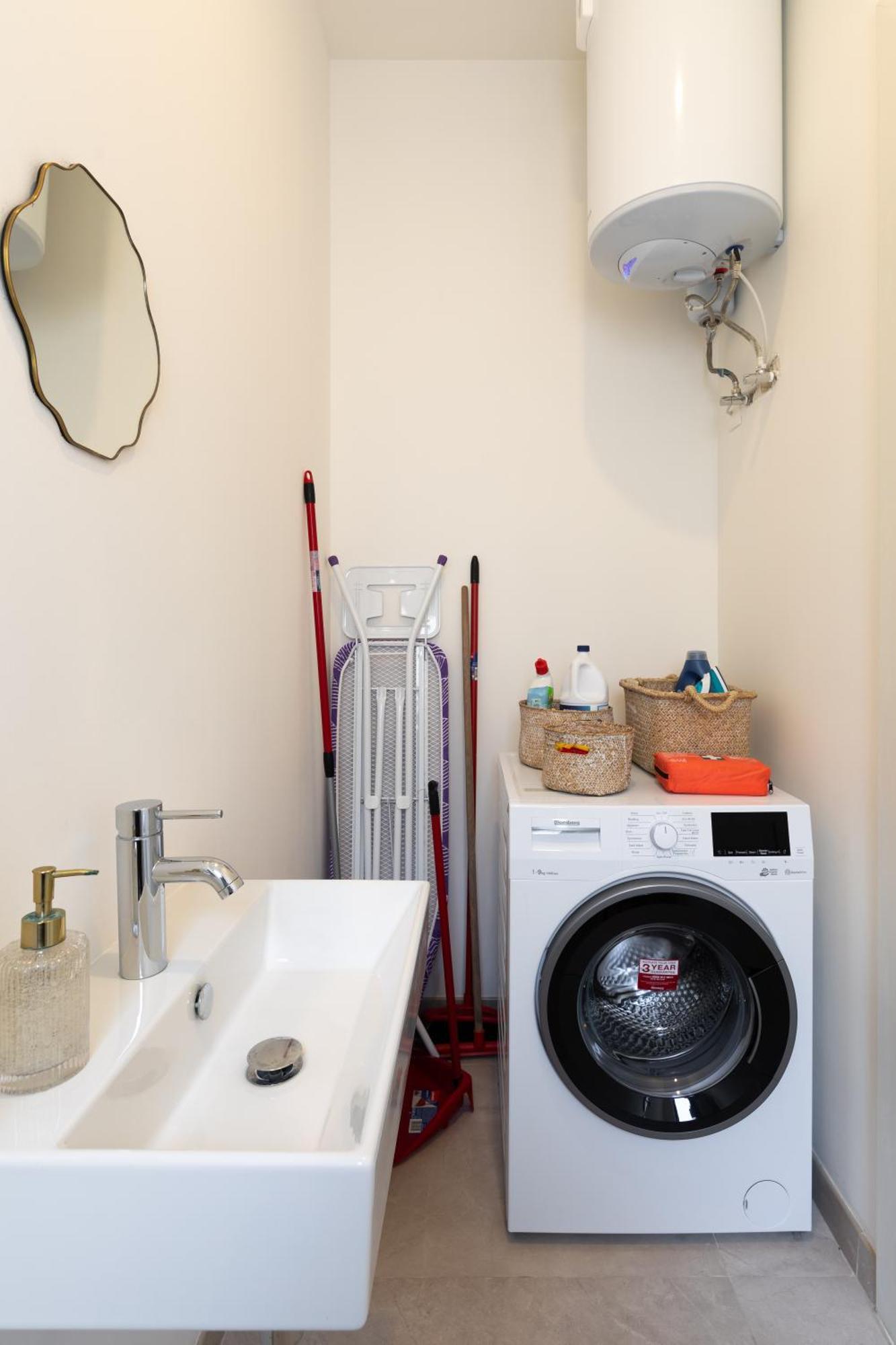 Modern 1Br Spacious Apartment With Terrace - Close To St Thomas Bay Marsaskala Extérieur photo
